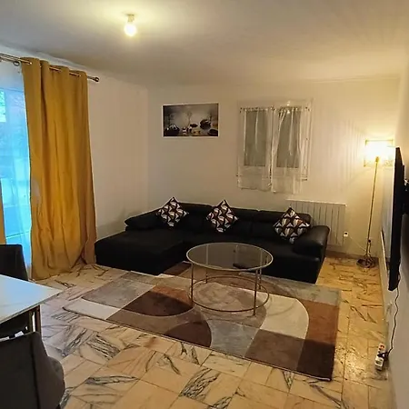 Apartment Cosy A Montmagny