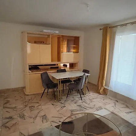 Cosy A Apartment *