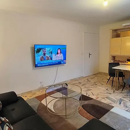 Cosy A Apartment *