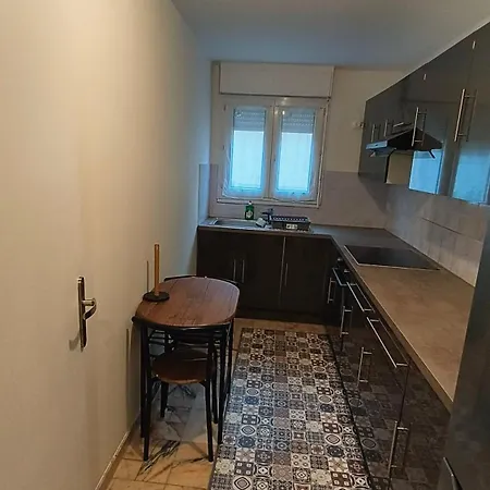 Cosy A Apartment