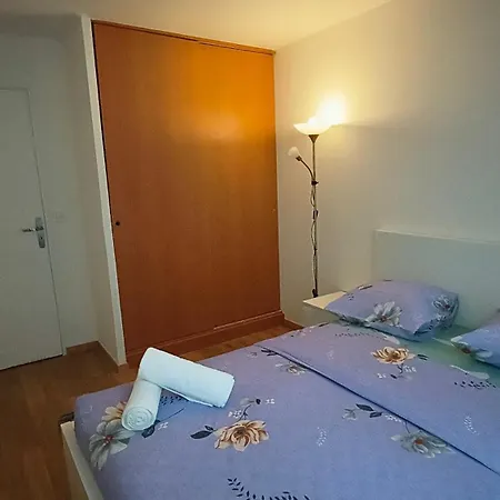 Cosy A *
